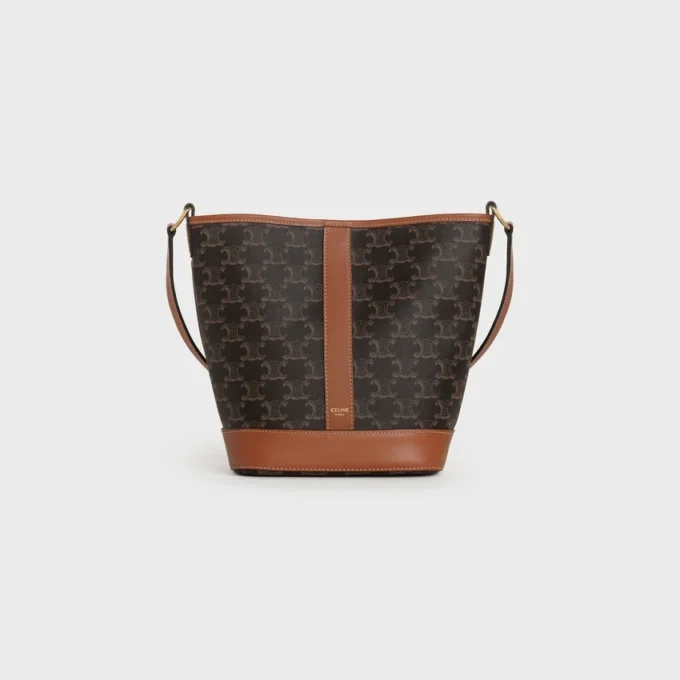 Piccola borsa a secchiello in Triomphe Canvas e pelle di vitello Piccola borsa a secchiello in Triomphe Canvas e pelle di vitello
