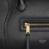 Piccola borsa di Luggage in pelle di vitello martellata Piccola borsa di Luggage in pelle di vitello martellata
