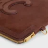 Piccola pochette con tracolla Cuir Triomphe in pelle di vitello martellata Piccola pochette con tracolla Cuir Triomphe in pelle di vitello martellata