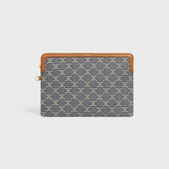 Piccola pochette con tracolla in Cuir Triomphe in Jacquard Triomphe su tutta la superficie