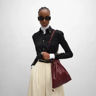 Piccola pochette in pelle di agnello con cristalli