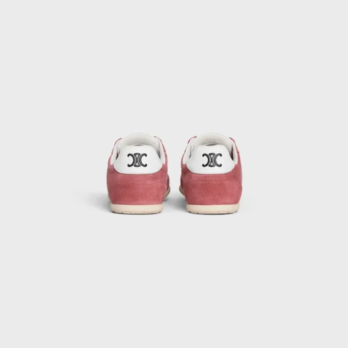 Sneaker CELINE Jogger Low con lacci e motivo Triomphe in pelle di vitello scamosciata e pelle di vitello Sneaker CELINE Jogger Low con lacci e motivo Triomphe in pelle di vitello scamosciata e pelle di vitello
