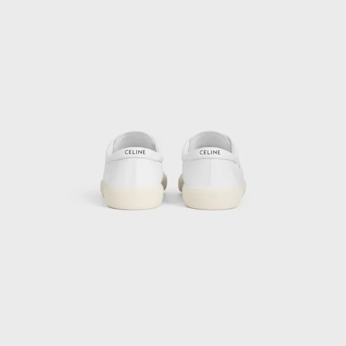 Sneaker CELINE Lou Low con lacci e motivo Triomphe in pelle di agnello Sneaker CELINE Lou Low con lacci e motivo Triomphe in pelle di agnello