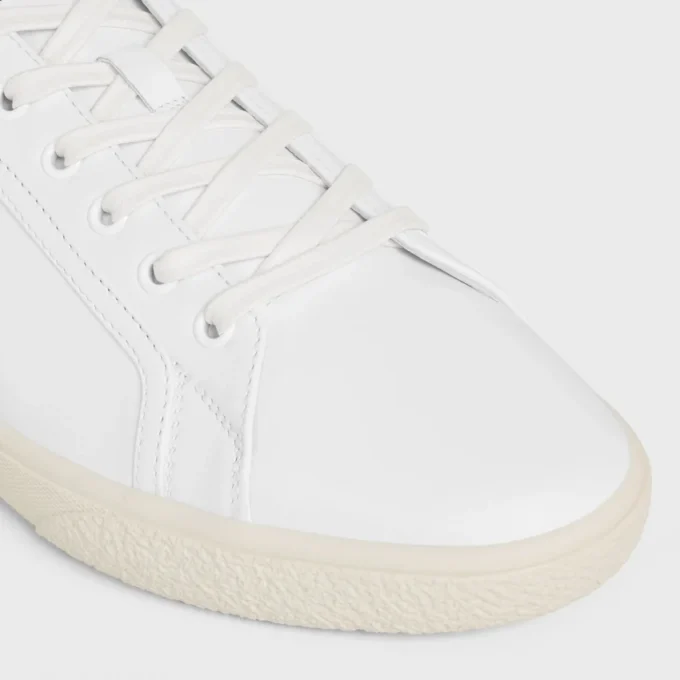 Sneaker CELINE Lou Low con lacci e motivo Triomphe in pelle di agnello Sneaker CELINE Lou Low con lacci e motivo Triomphe in pelle di agnello
