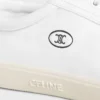 Sneaker CELINE Lou Low con lacci e motivo Triomphe in pelle di agnello Sneaker CELINE Lou Low con lacci e motivo Triomphe in pelle di agnello