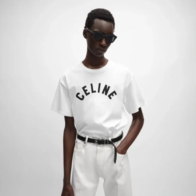 T-shirt in jersey di cotone T-shirt in jersey di cotone
